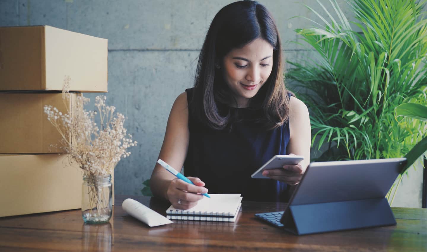 woman looking to sell items locally