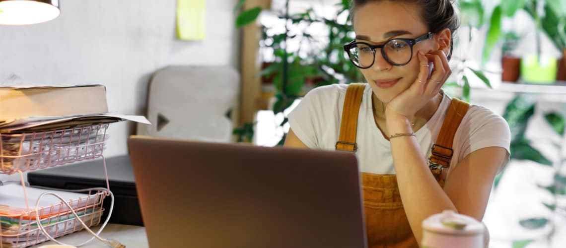 woman working as a VA on a laptop